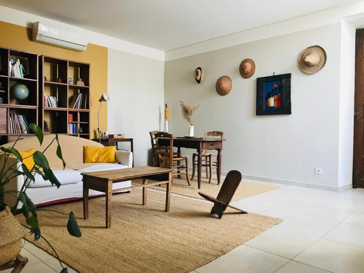 Ferme St Pierre Suite avec chambre et salon privé Chabeuil Extérieur photo