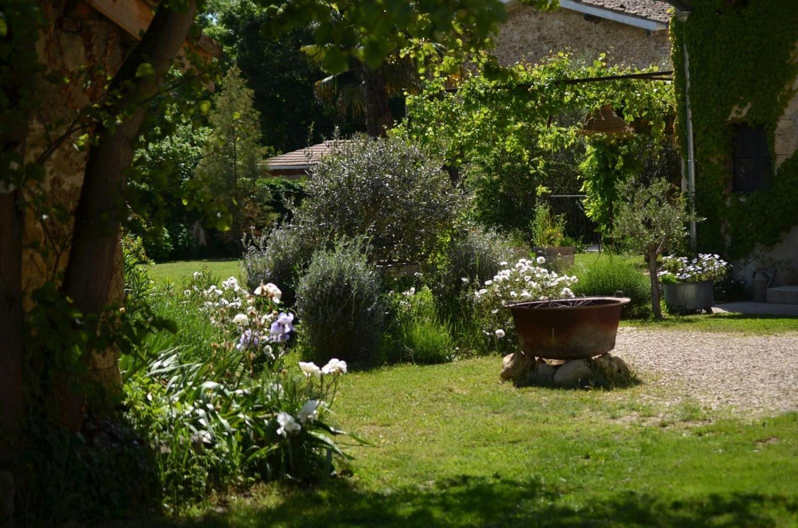 Ferme St Pierre Suite avec chambre et salon privé Chabeuil Extérieur photo