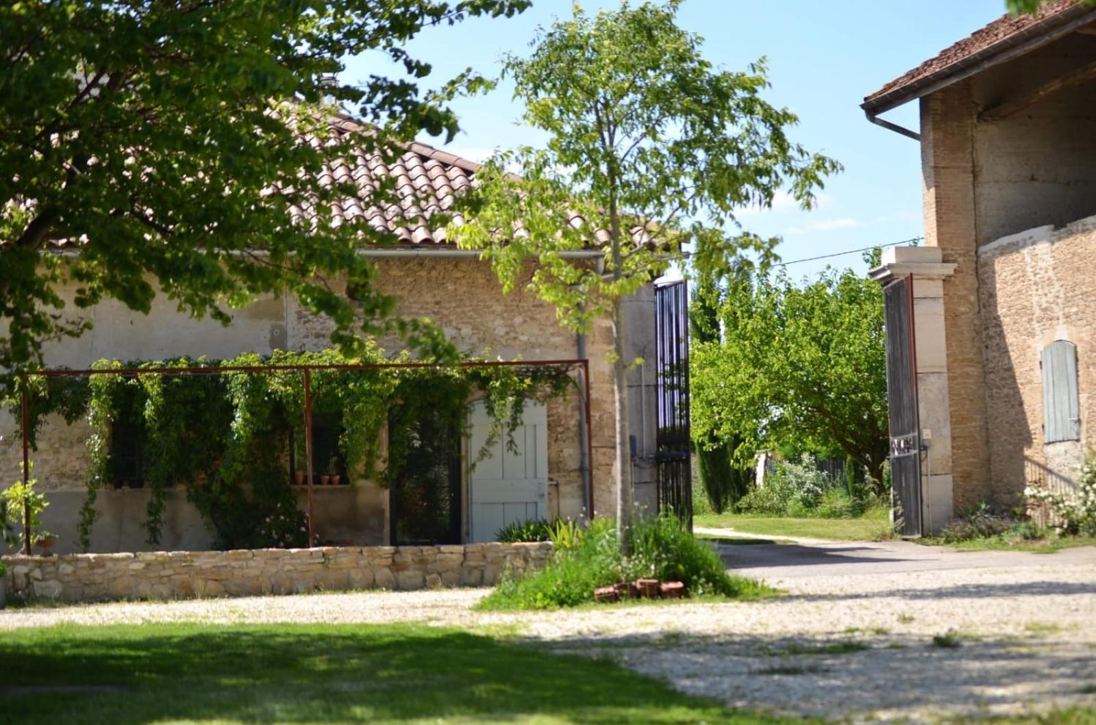 Ferme St Pierre Suite avec chambre et salon privé Chabeuil Extérieur photo