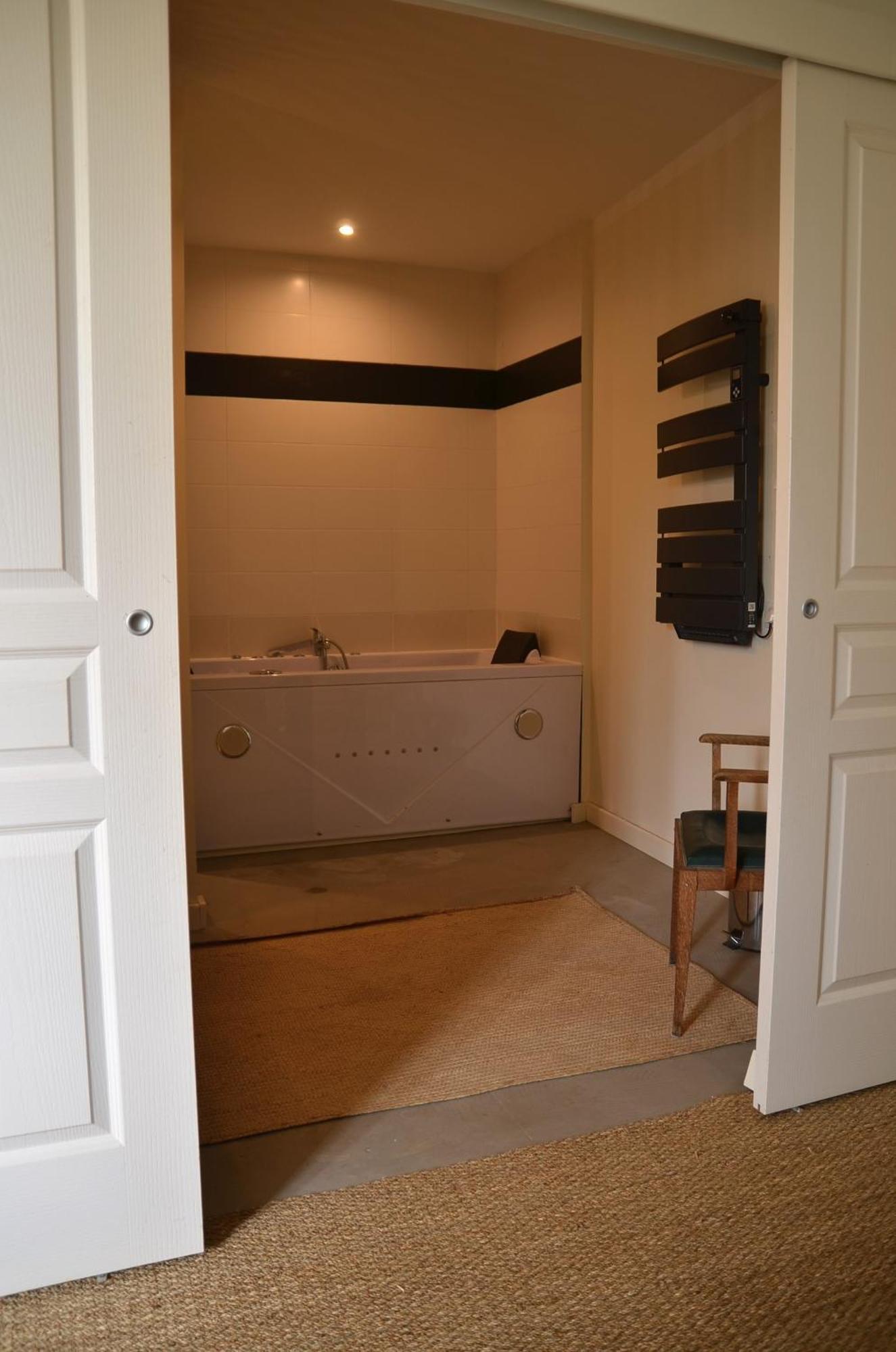 Ferme St Pierre Suite avec chambre et salon privé Chabeuil Extérieur photo